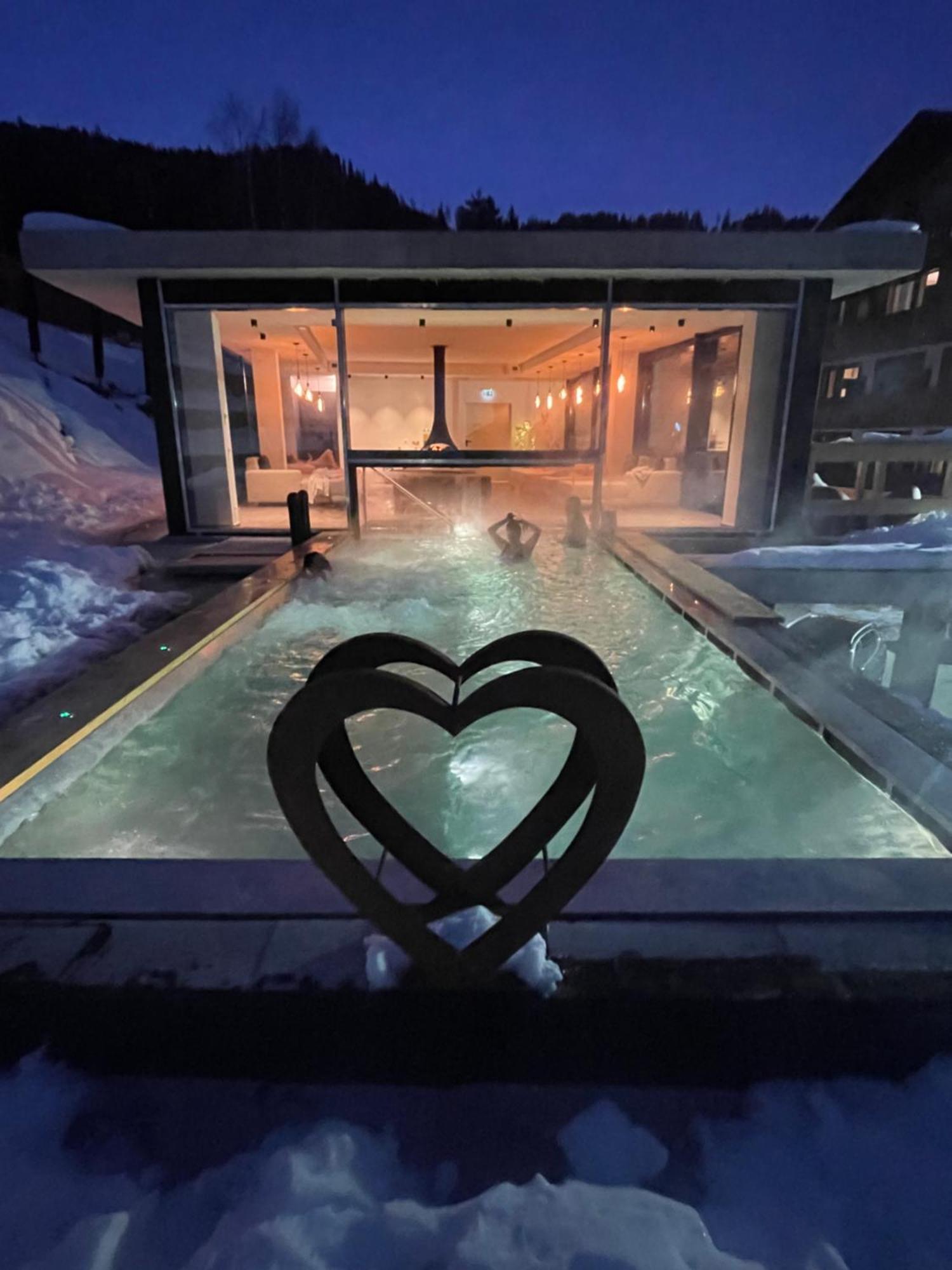 Hotel Dahu 마돈나 디 캄필리오 외부 사진